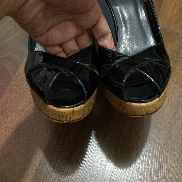 Stuart Weitzman Waged Black Patent Slingback Pumps Heel 4.5’ Approx Size 8 - Picture 6 of 14
